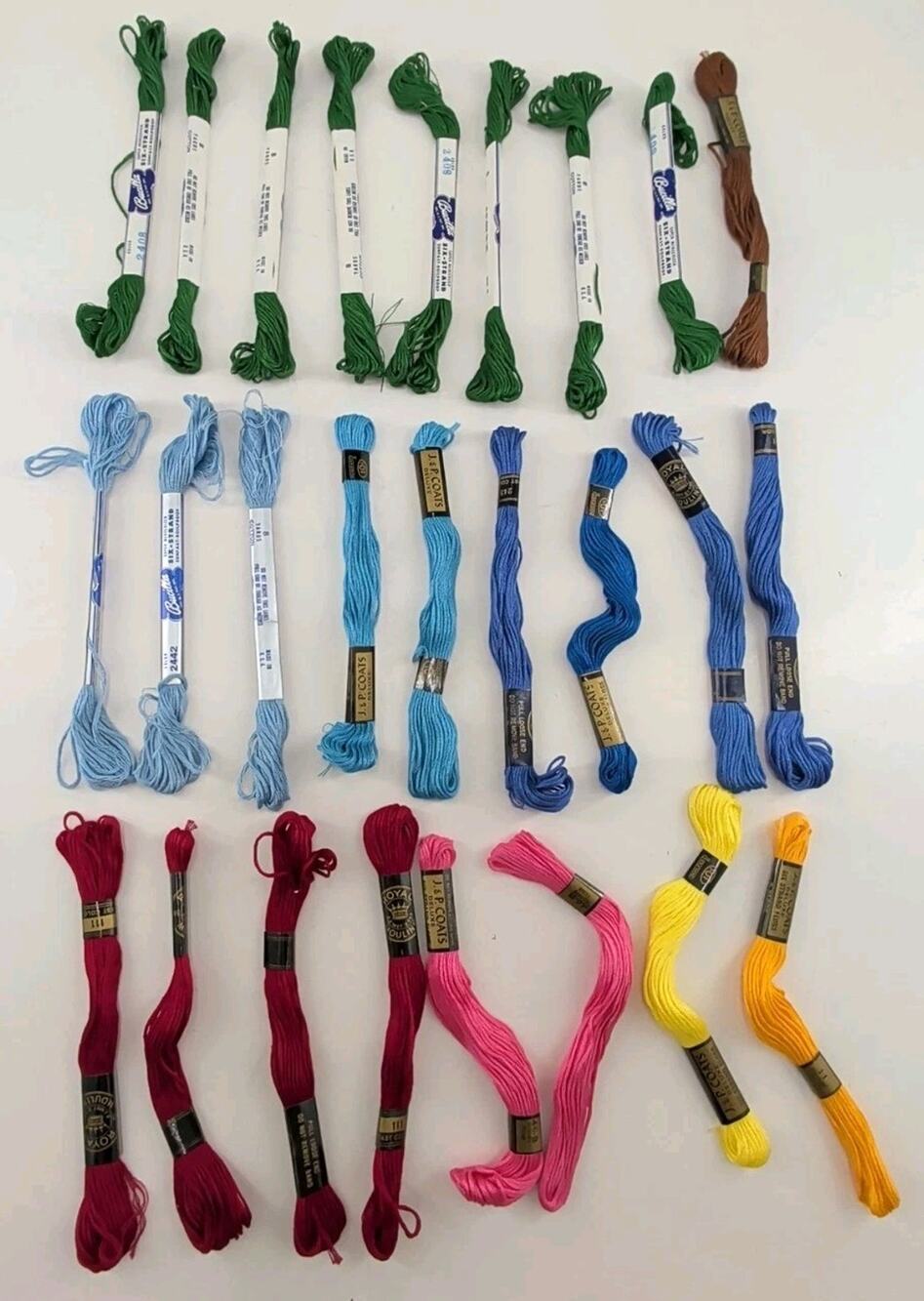 Vintage Lot 26 Skein Embroidery Floss/Thread Bucilla Royal Mouline J & P Coats